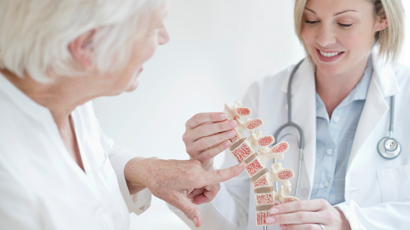 Co vše může s osteoporózou souviset